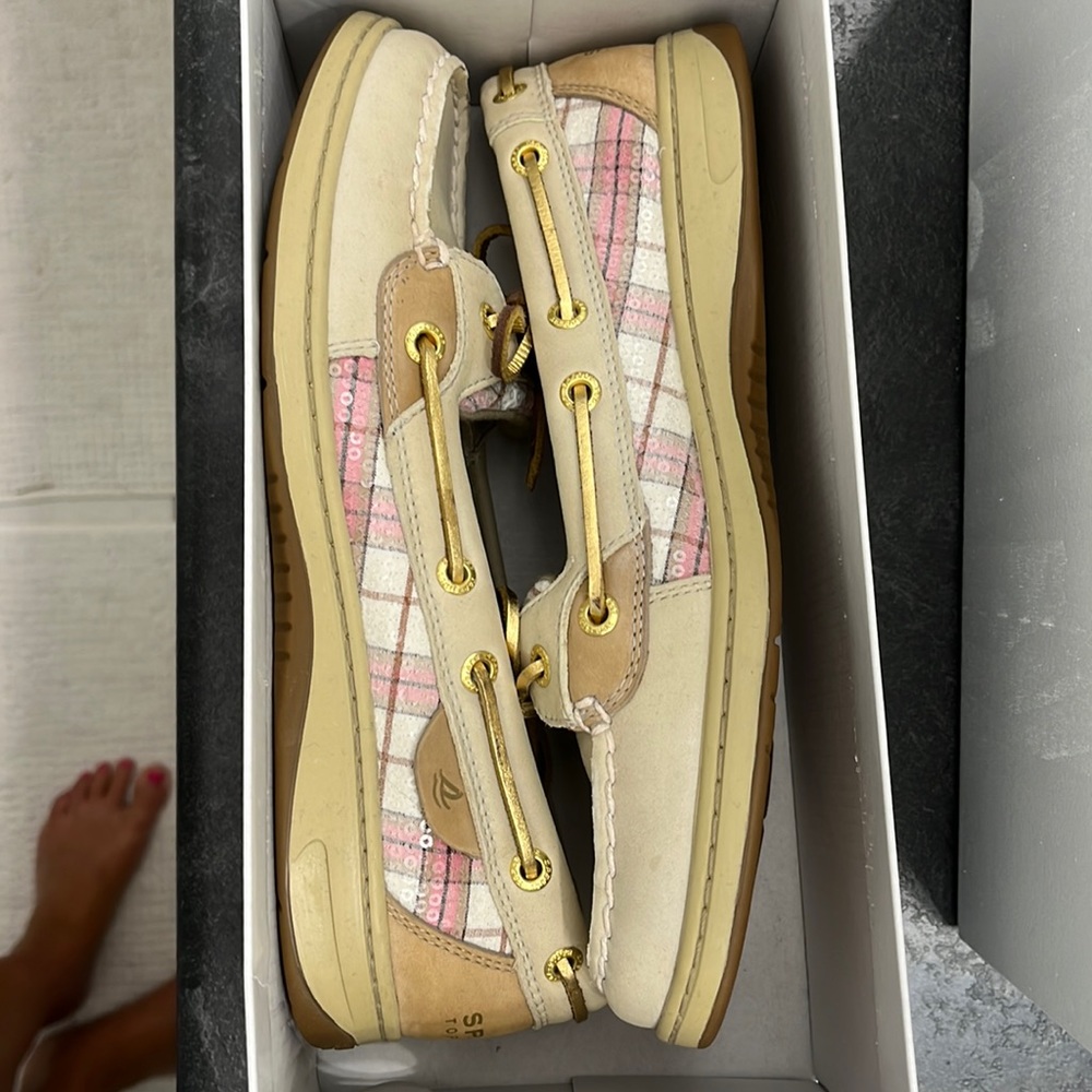 Sperry Top-spider angelfish oat/plaid sequin. Size 8. New in box. Never worn.